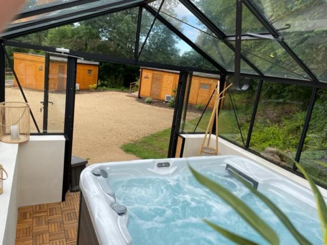 Gite La Bessonniere Villa Saint-Michel-Mont-Mercure Bagian luar foto