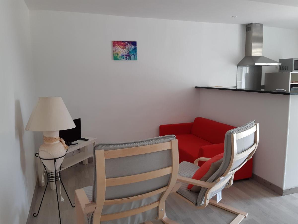 Gite La Bessonniere Villa Saint-Michel-Mont-Mercure Bagian luar foto